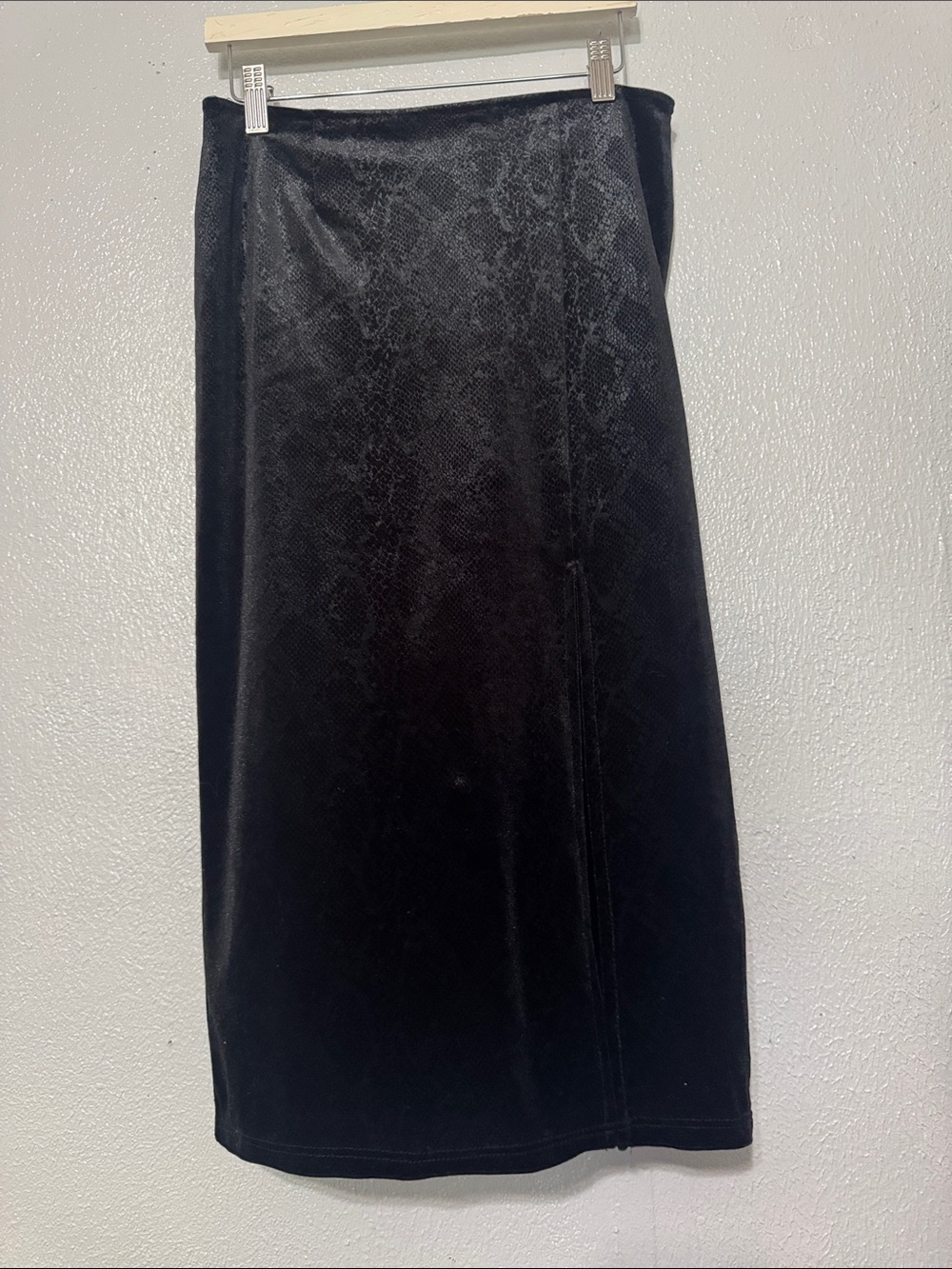 Windsor Black Velvet Snake Print Slit Midi Skirt Size Large L